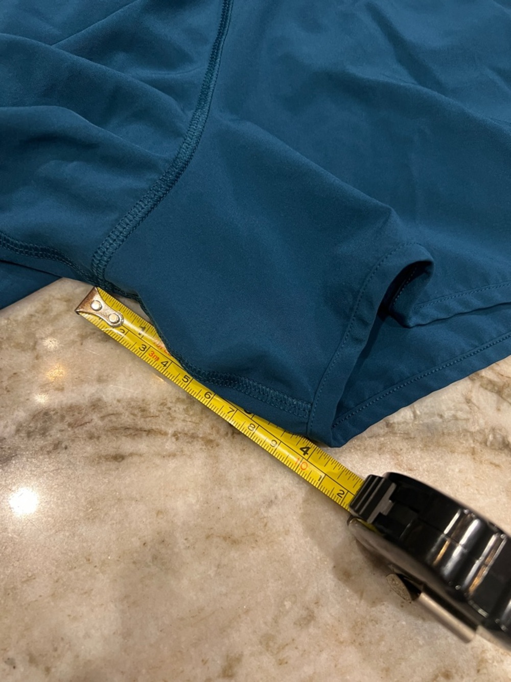 RARE lululemon athletica Speed Short 4 way Strech Jaded LIKE NEW Sz 4 - Picture 6 of 7